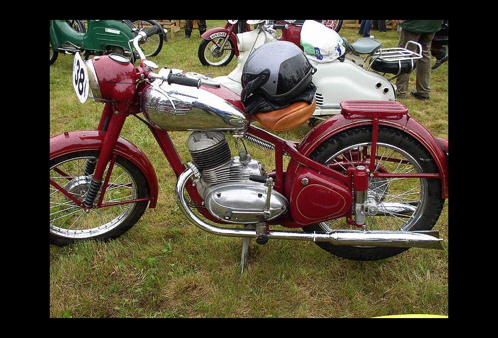 JAWA 250 - 11