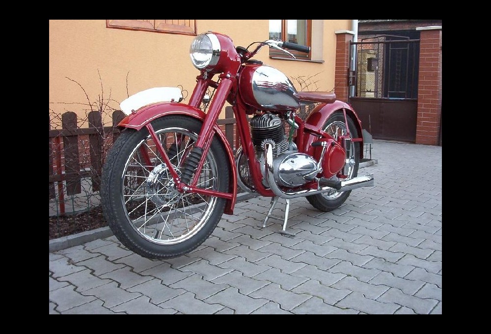 Jawa 250 - 11