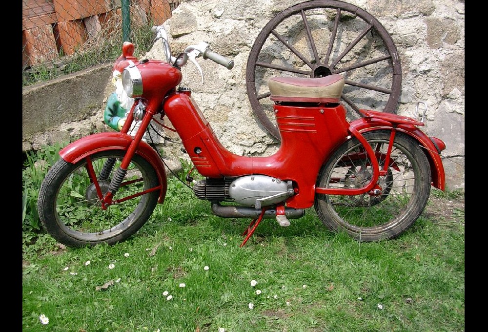 Jawa - 550 Pařez