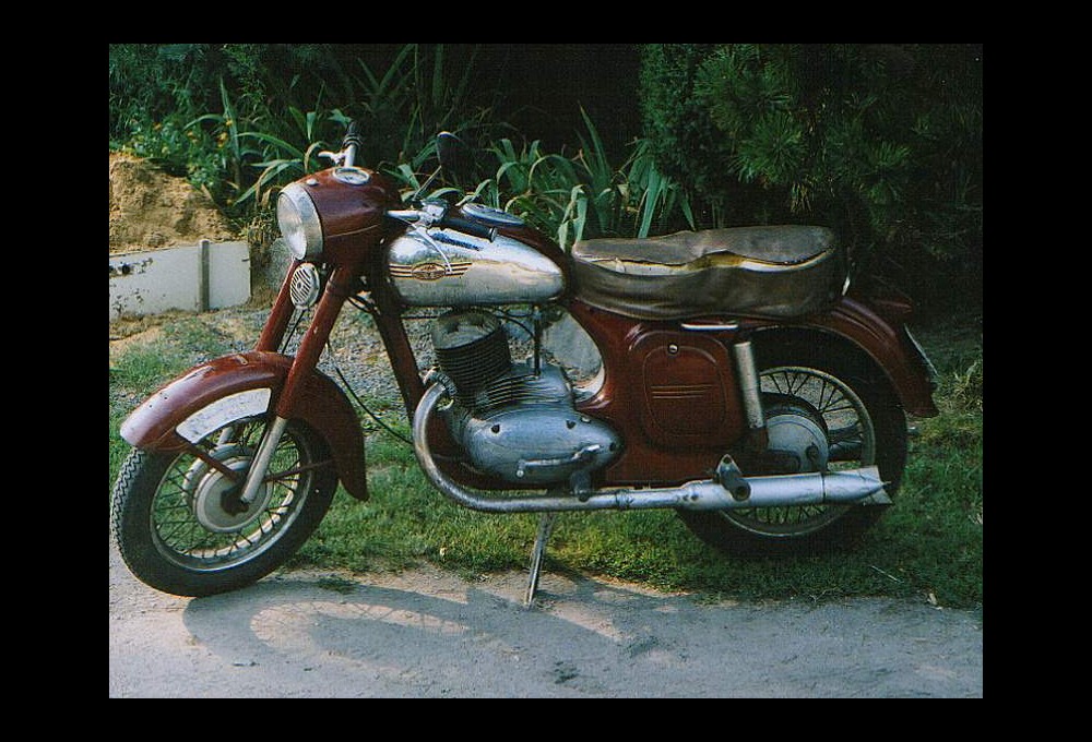 JAWA 250 - 353